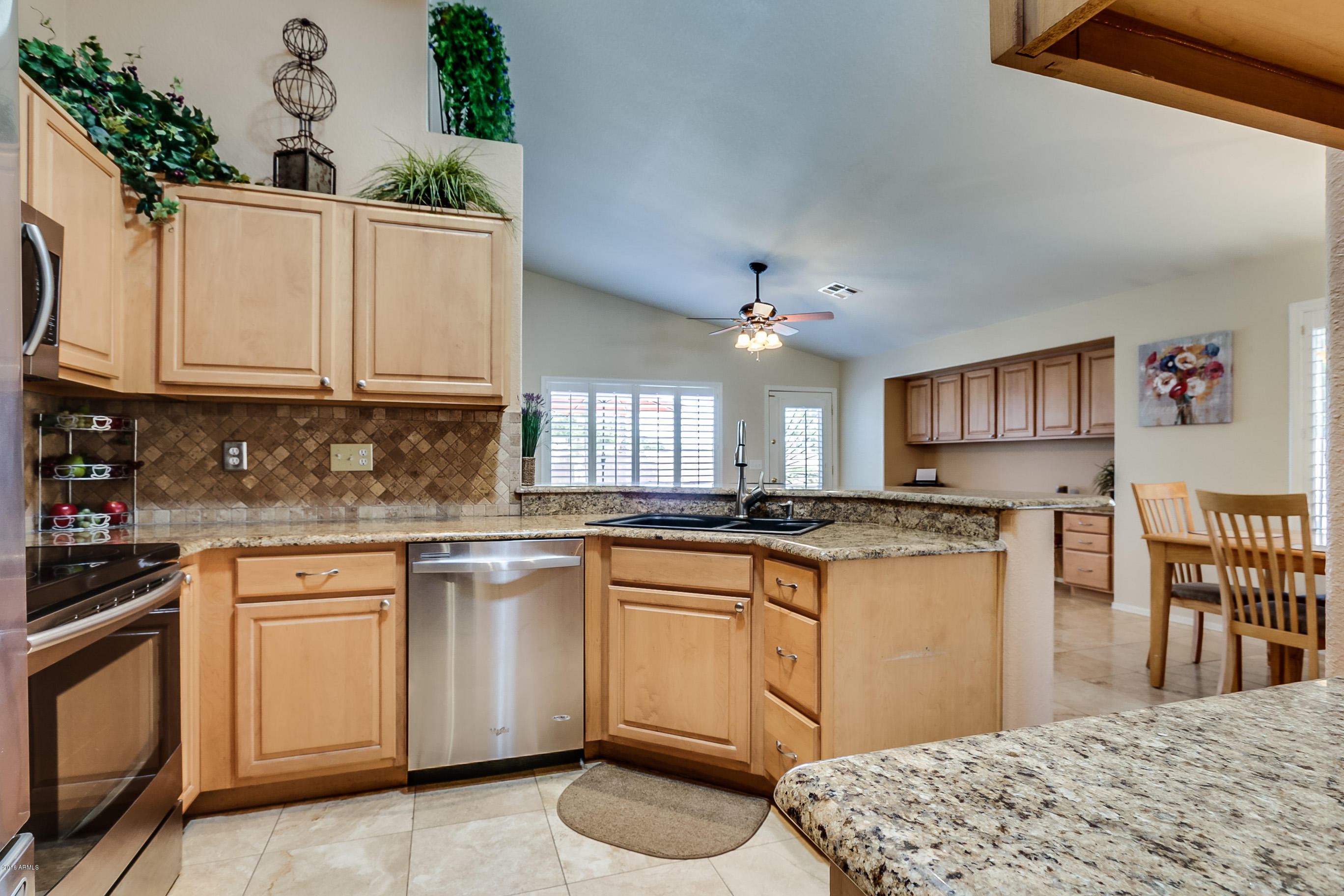 242 West Del Rio Street Gilbert, AZ 85233 - Photo 13 of 48 Del Rio-029