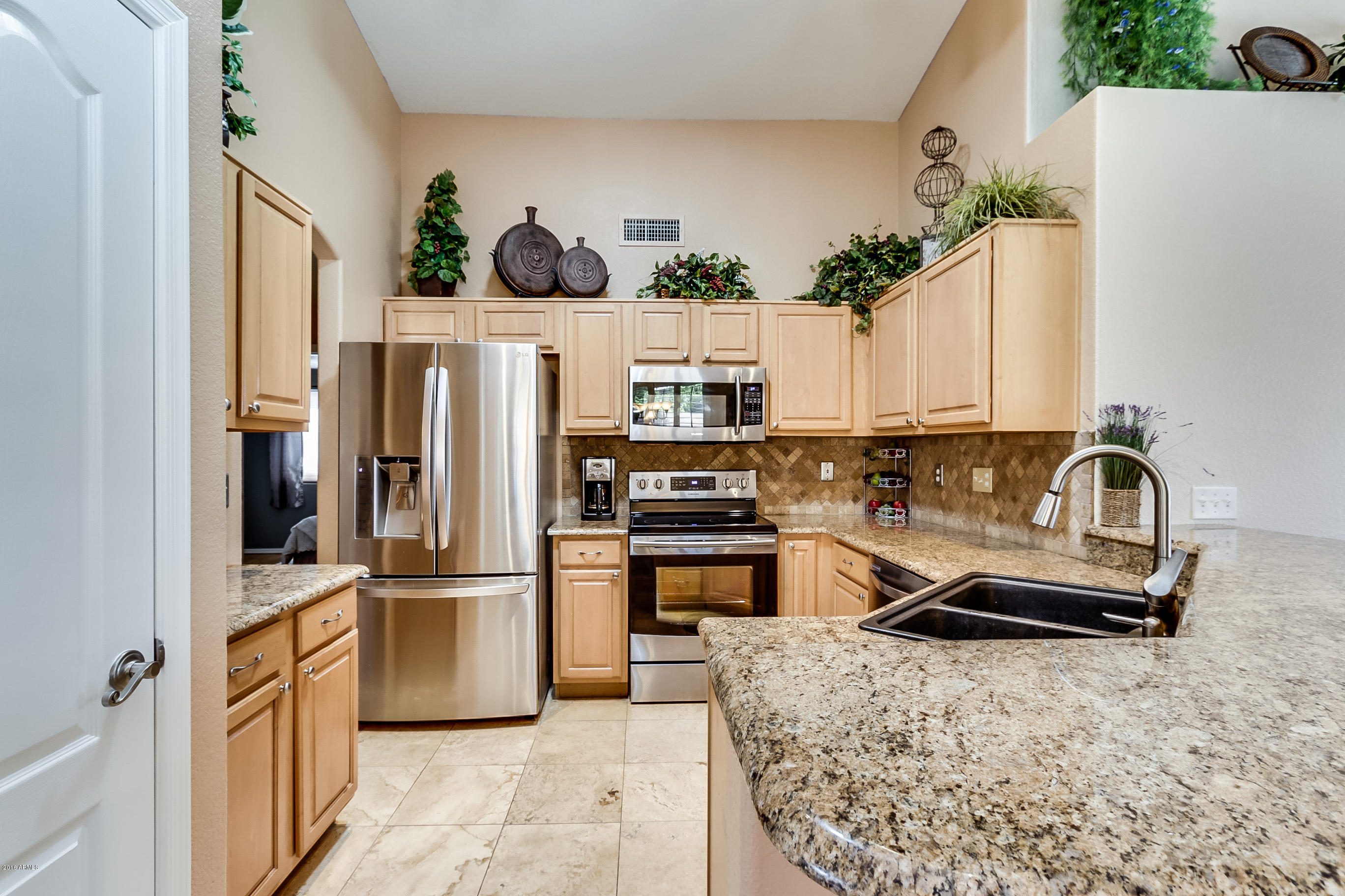 242 West Del Rio Street Gilbert, AZ 85233 - Photo 16 of 48 Del Rio-032