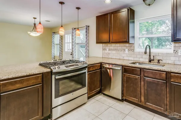 $2,795 | 3547 Firestone Boulevard, Pensacola, FL 32503