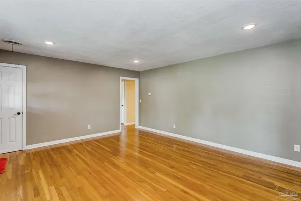 $2,795 | 3547 Firestone Boulevard, Pensacola, FL 32503