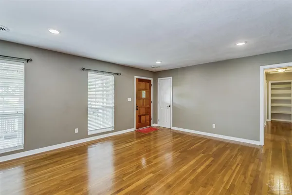 $2,795 | 3547 Firestone Boulevard, Pensacola, FL 32503