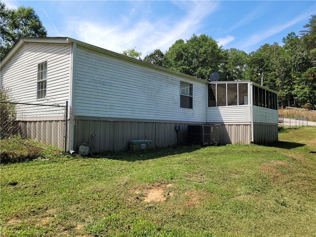 305 Ponderosa Point Road Townville, SC 29689 - Photo 8 of 20 Gallery Image 8