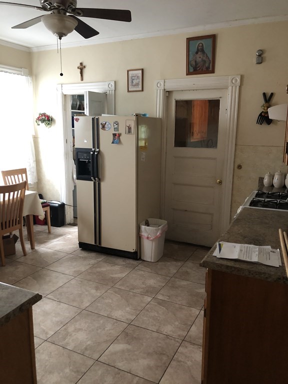 20 Taft Street Boston, MA 02125 - Photo 8 of 18