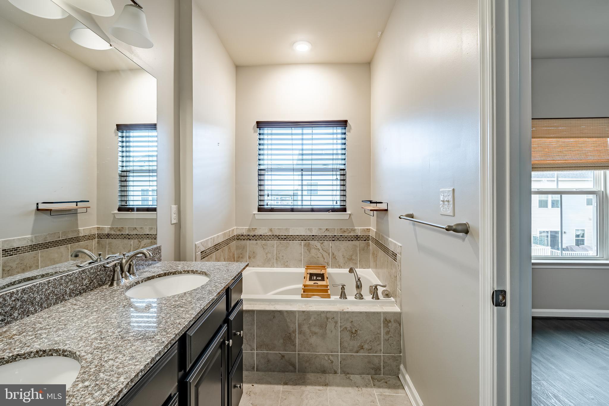 112 Patriots Path Malvern, PA 19355 - Photo 26 of 38 Double sinks and soaking tub