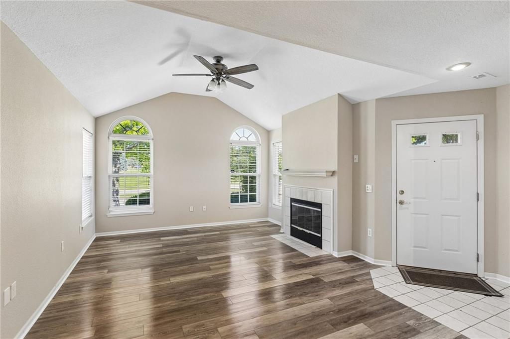 11316 South Pflumm Road Olathe, KS 66215 - Photo 3 of 26