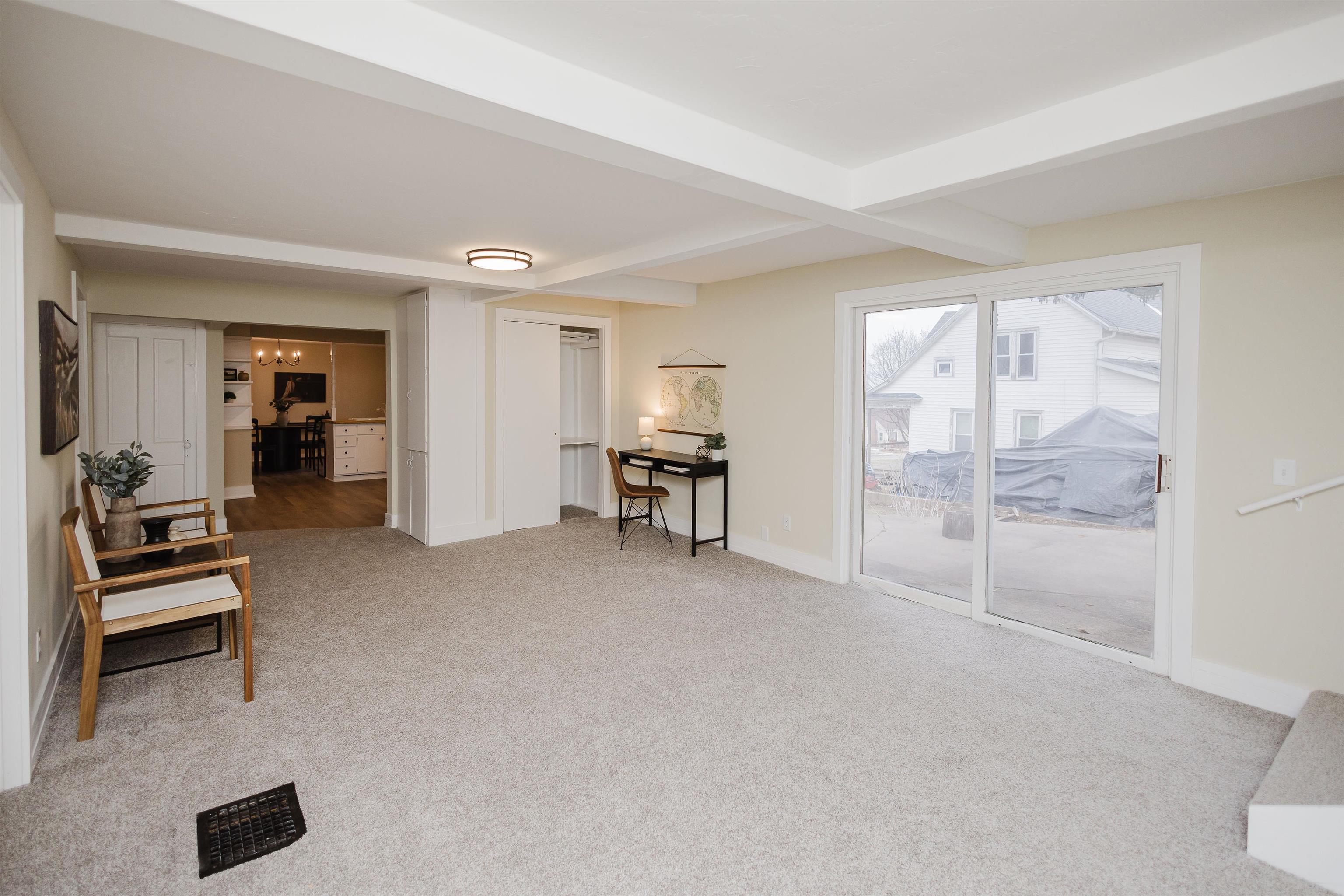 417 West Division Street Dodgeville, WI 53533 - Photo 24 of 44