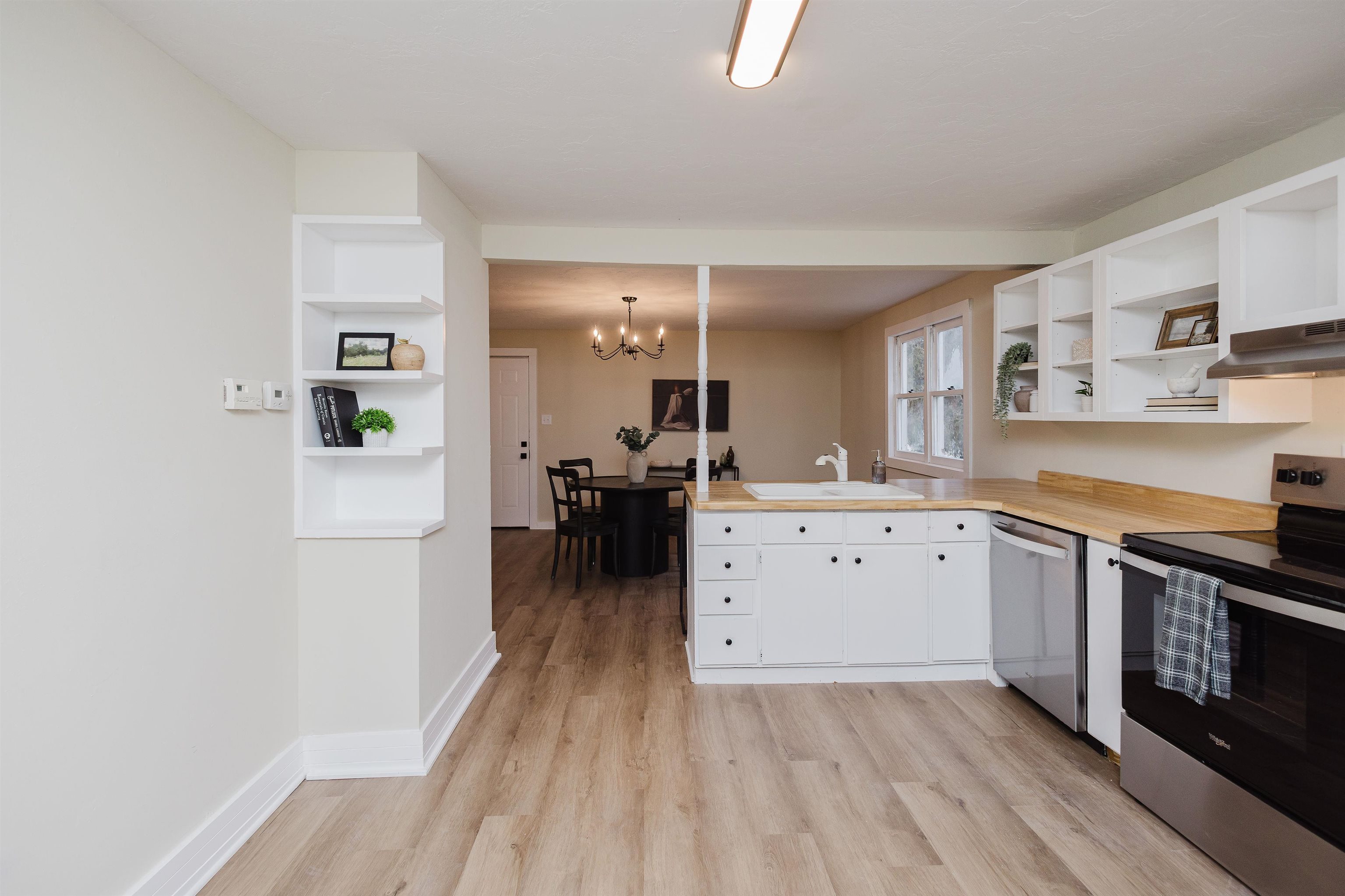 417 West Division Street Dodgeville, WI 53533 - Photo 4 of 44