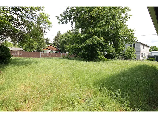 $539,000 | 442 Northwest 4th Avenue, Canby, OR 97013