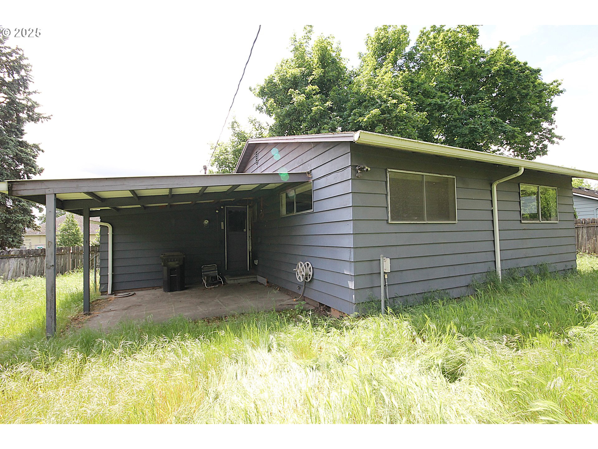 442 Northwest 4th Avenue Canby, OR 97013 - Photo 22 of 39 a view of house with backyard