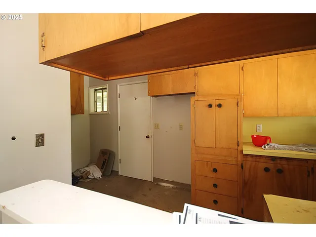 $539,000 | 442 Northwest 4th Avenue, Canby, OR 97013