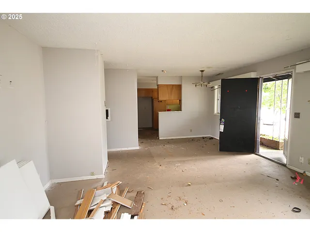 $539,000 | 442 Northwest 4th Avenue, Canby, OR 97013