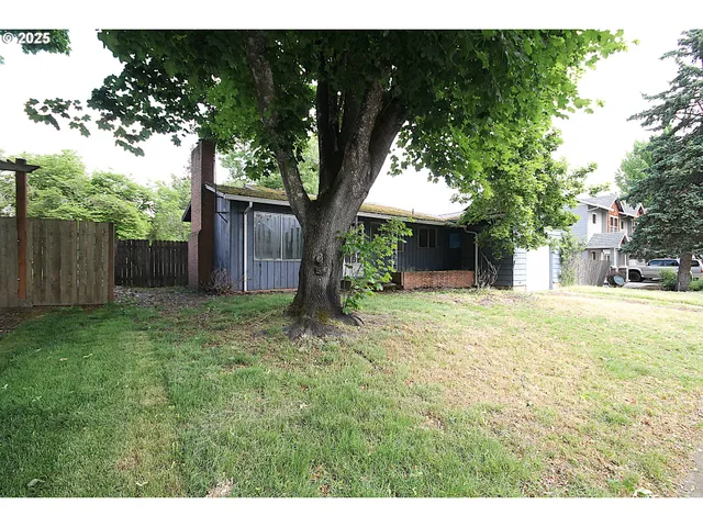 $539,000 | 442 Northwest 4th Avenue, Canby, OR 97013