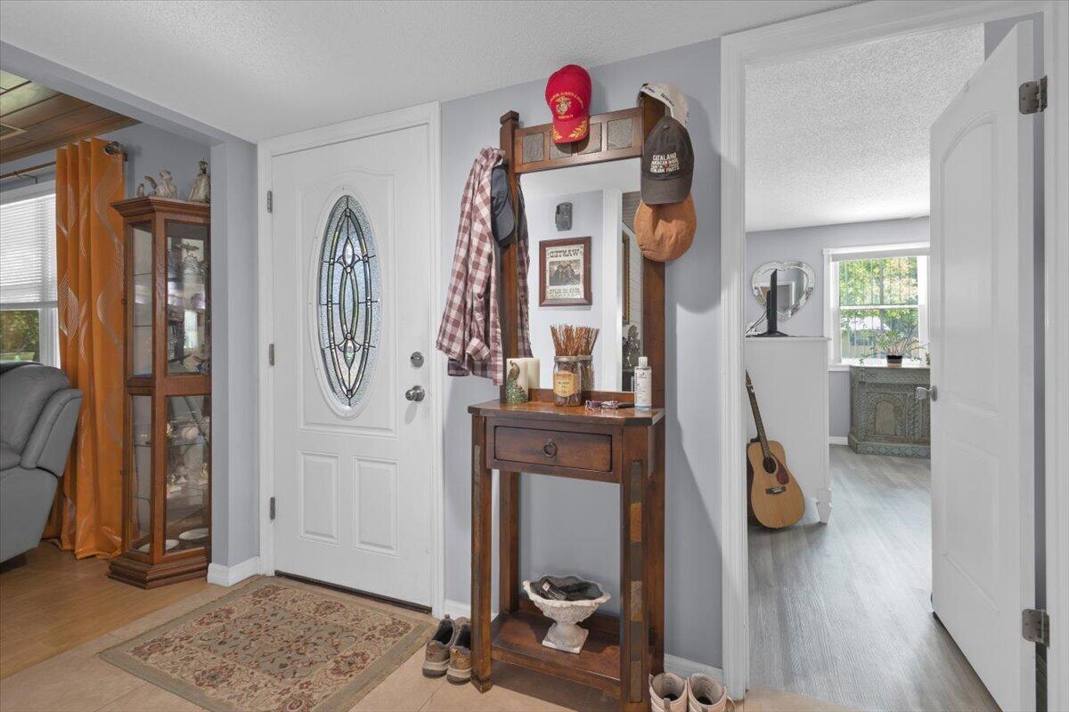 7202 Kenwood Road Fort Pierce, FL 34951 - Photo 5 of 25 Entry