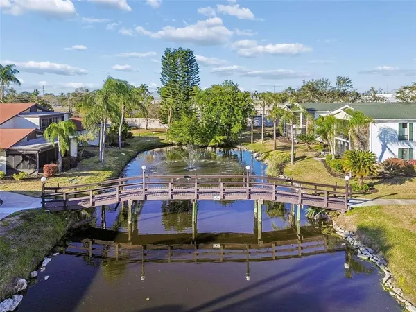 $164,900 | 5400 34th Street West, Unit D16, Bradenton, FL 34210