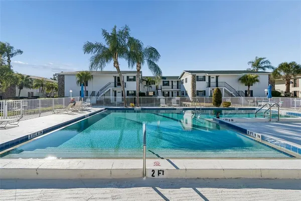 $164,900 | 5400 34th Street West, Unit D16, Bradenton, FL 34210