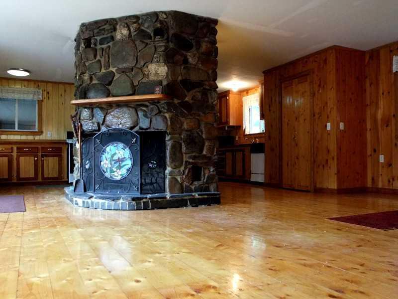 331 South Hemore Road Houlton, ME 04730 - Photo 22 of 35 Living Room.