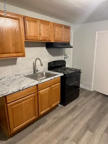 $1,300 | 600 Livingston Avenue, Unit 1, Albany, NY 12206