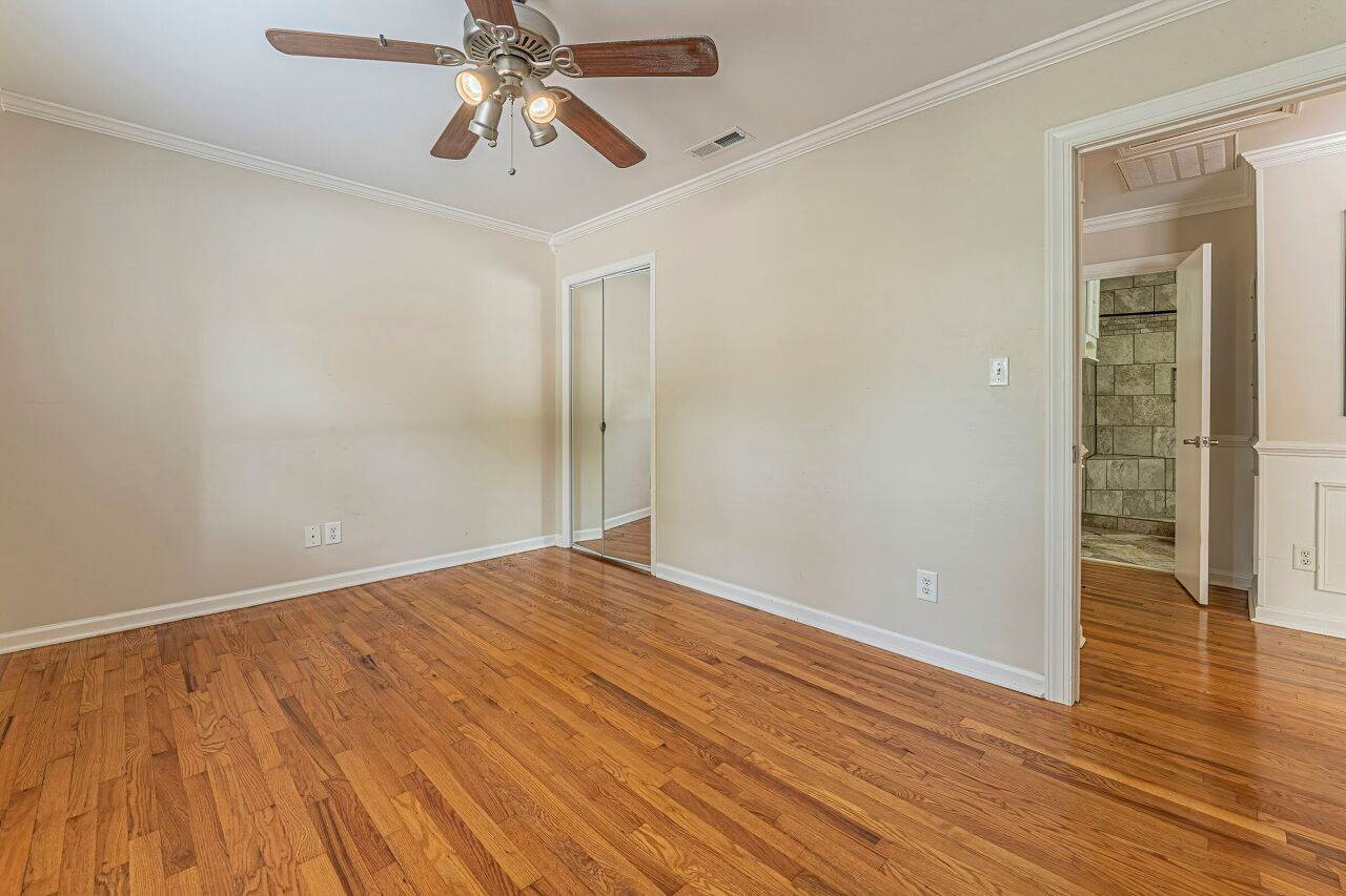 2302 Bernard Street, Unit 2302 Raleigh, NC 27608 - Photo 13 of 26 Photo 13