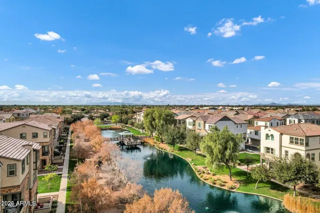 $425,000 | 2745 South Catherine Drive, Unit 101, Gilbert, AZ 85295