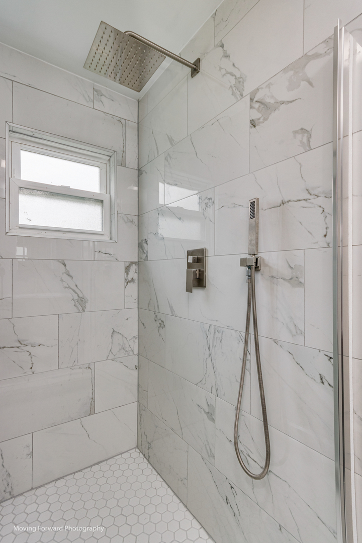 473 East Elm Street Sycamore, IL 60178 - Photo 14 of 53