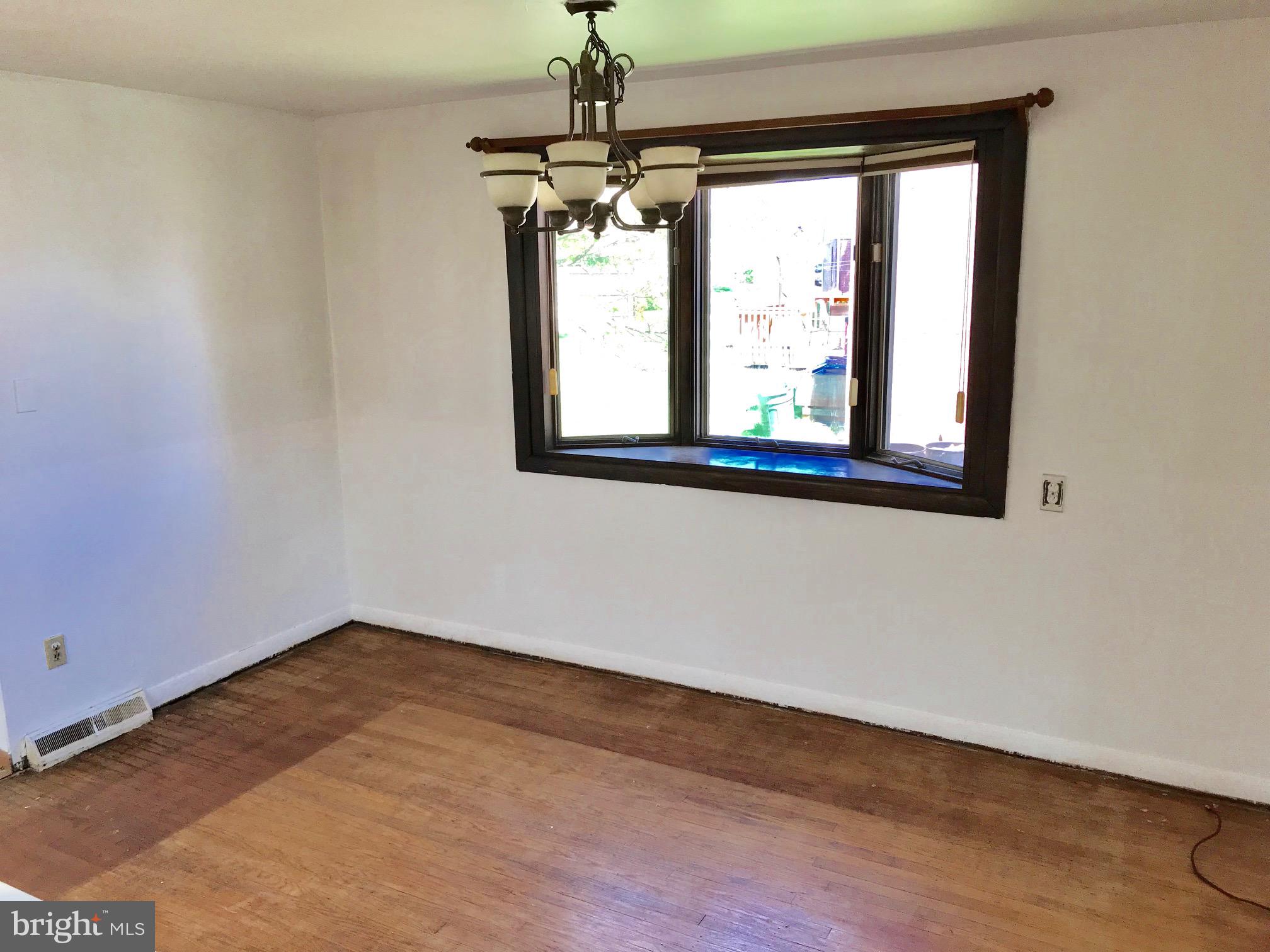 635 Vernon Road Springfield, PA 19064 - Photo 14 of 36 Dining room