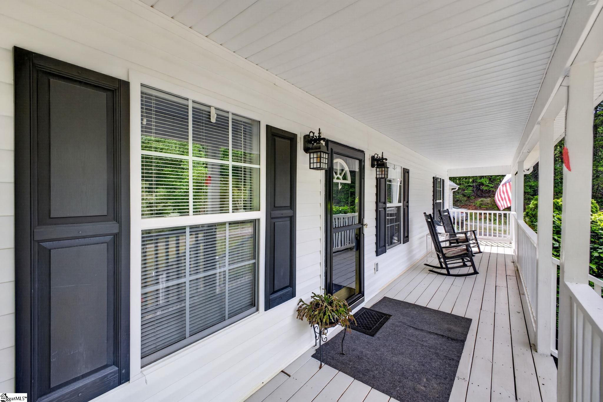 131 Ossie Hayes Road Pickens, SC 29671 - Photo 4 of 31