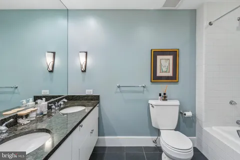 $1,799,000 | 2415 Pine Street, Philadelphia, PA 19103