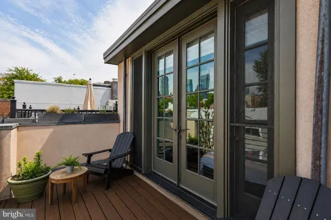 $1,799,000 | 2415 Pine Street, Philadelphia, PA 19103