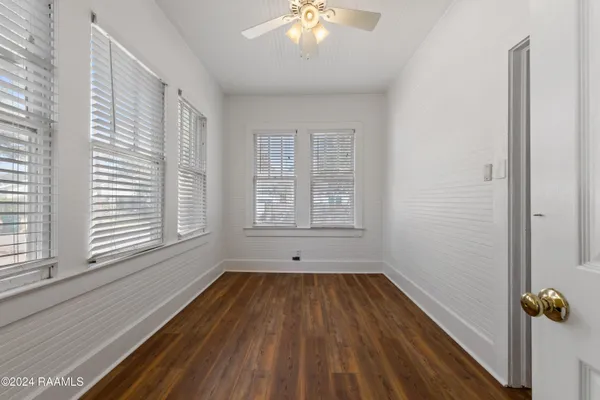 $1,495 | 302 Versailles Boulevard, Lafayette, LA 70501