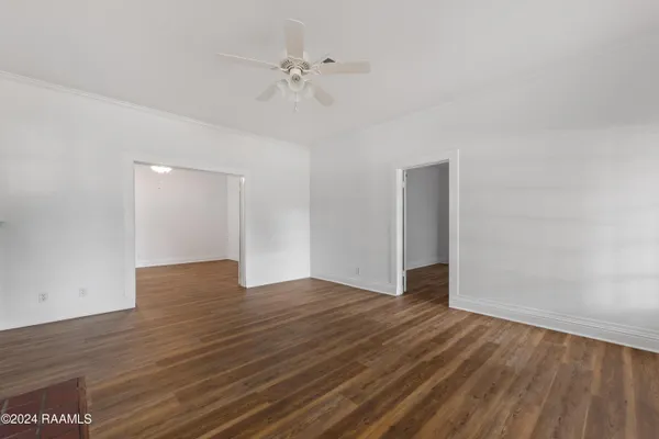 $1,495 | 302 Versailles Boulevard, Lafayette, LA 70501