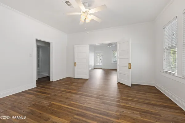 $1,495 | 302 Versailles Boulevard, Lafayette, LA 70501