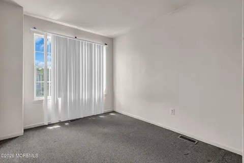$399,000 | 2 Stirrup Court, Tinton Falls, NJ 07753