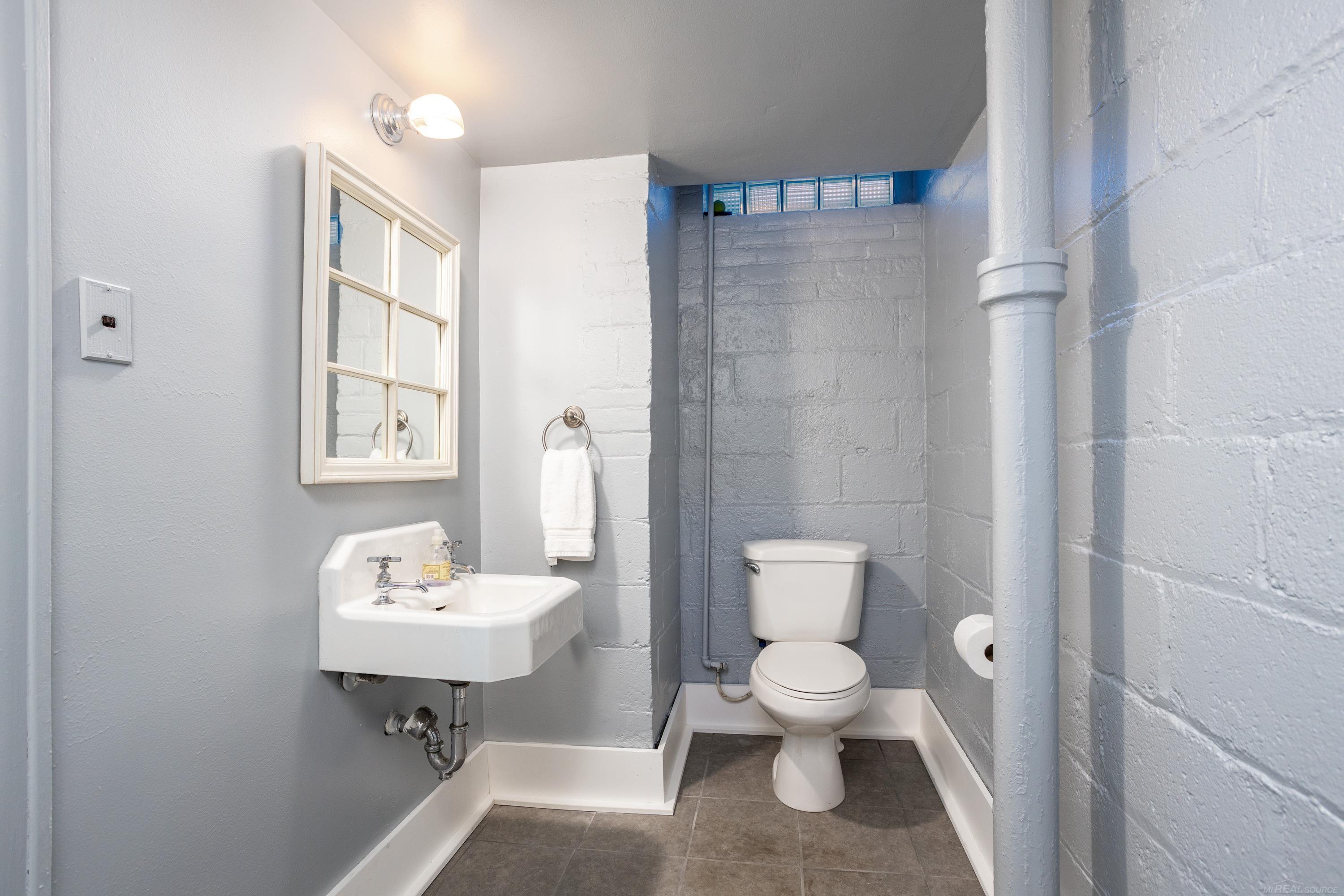 1115 Whittier Road Grosse Pointe Park, MI 48230 - Photo 47 of 68