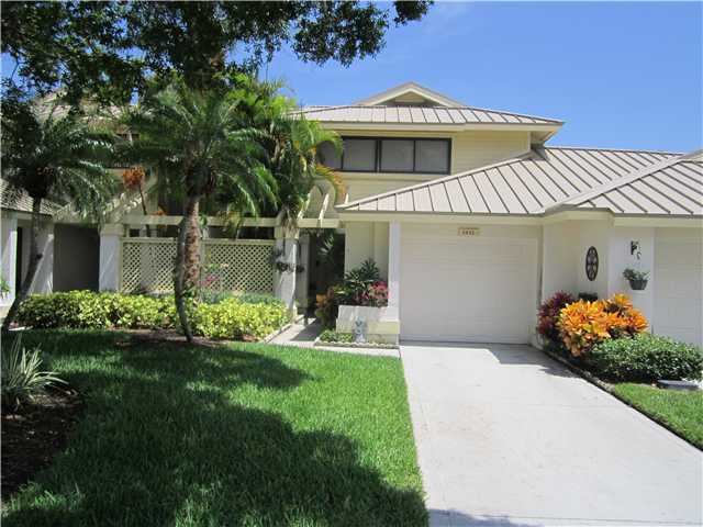 5641 Southeast Foxcross Place, Unit 5641 Stuart, FL 34997 - Photo 1 of 22 Primary Photo