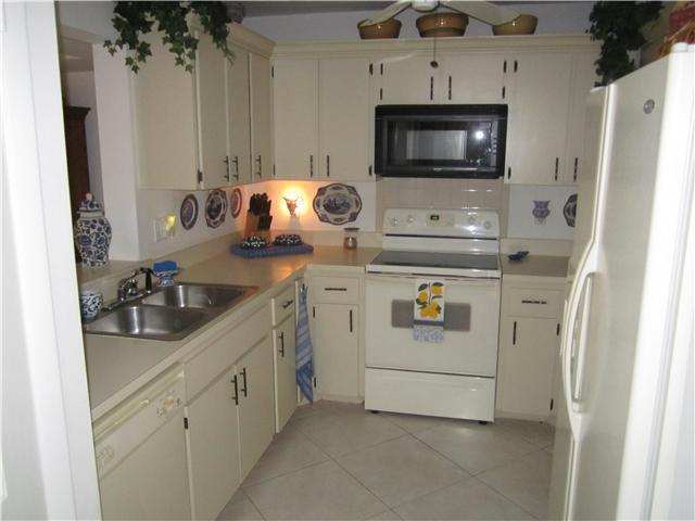 5641 Southeast Foxcross Place, Unit 5641 Stuart, FL 34997 - Photo 2 of 22 Additional Photo