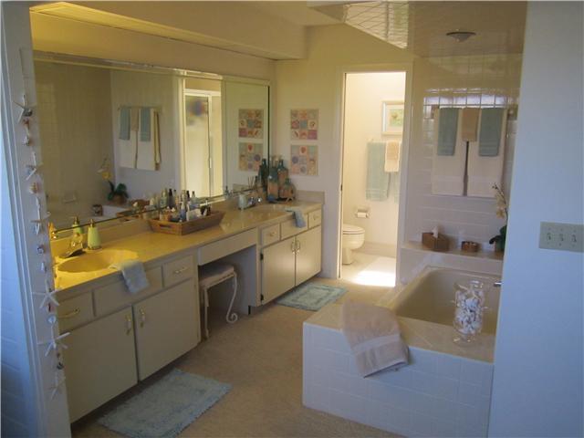 5641 Southeast Foxcross Place, Unit 5641 Stuart, FL 34997 - Photo 7 of 22 Additional Photo