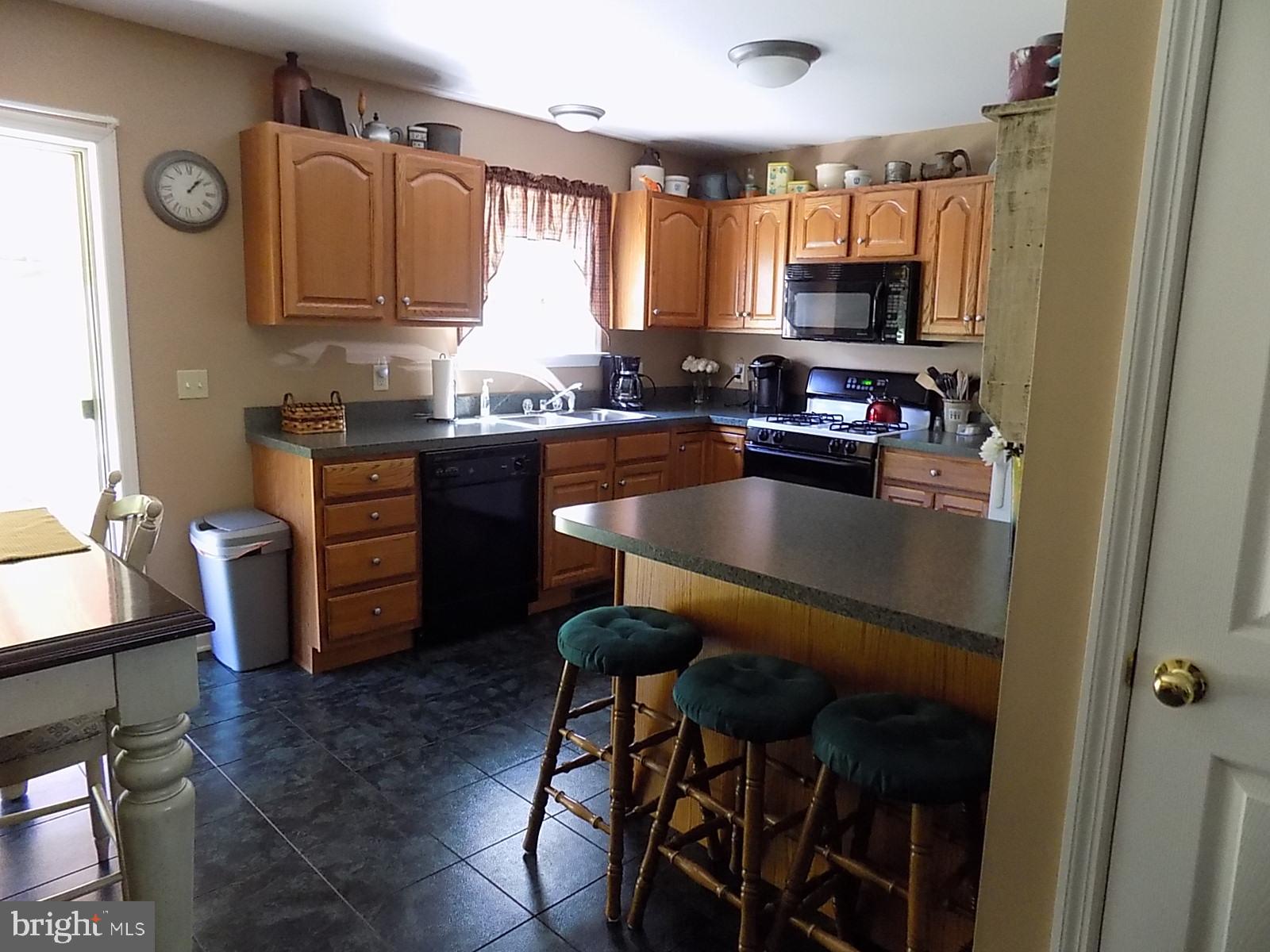 1745 Rocky Road Dover, PA 17315 - Photo 17 of 53 Gallery Image 17