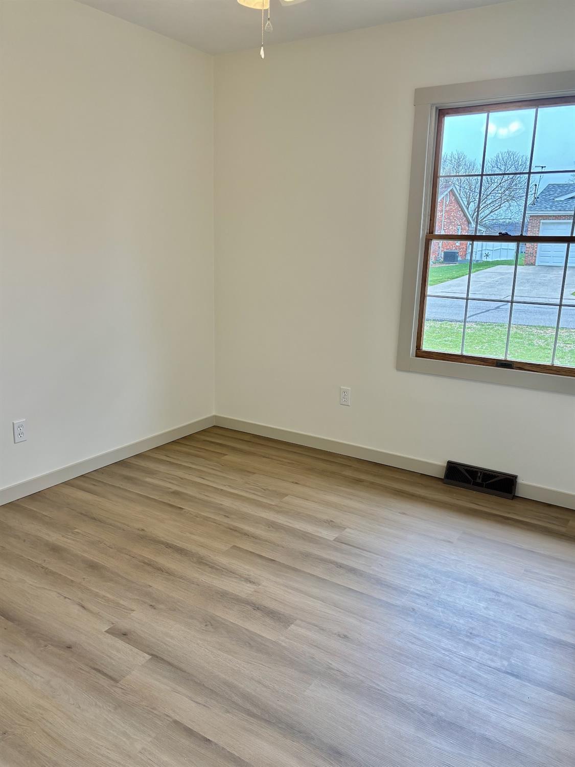 706 Highland Avenue Rising Sun, IN 47040 - Photo 12 of 31
