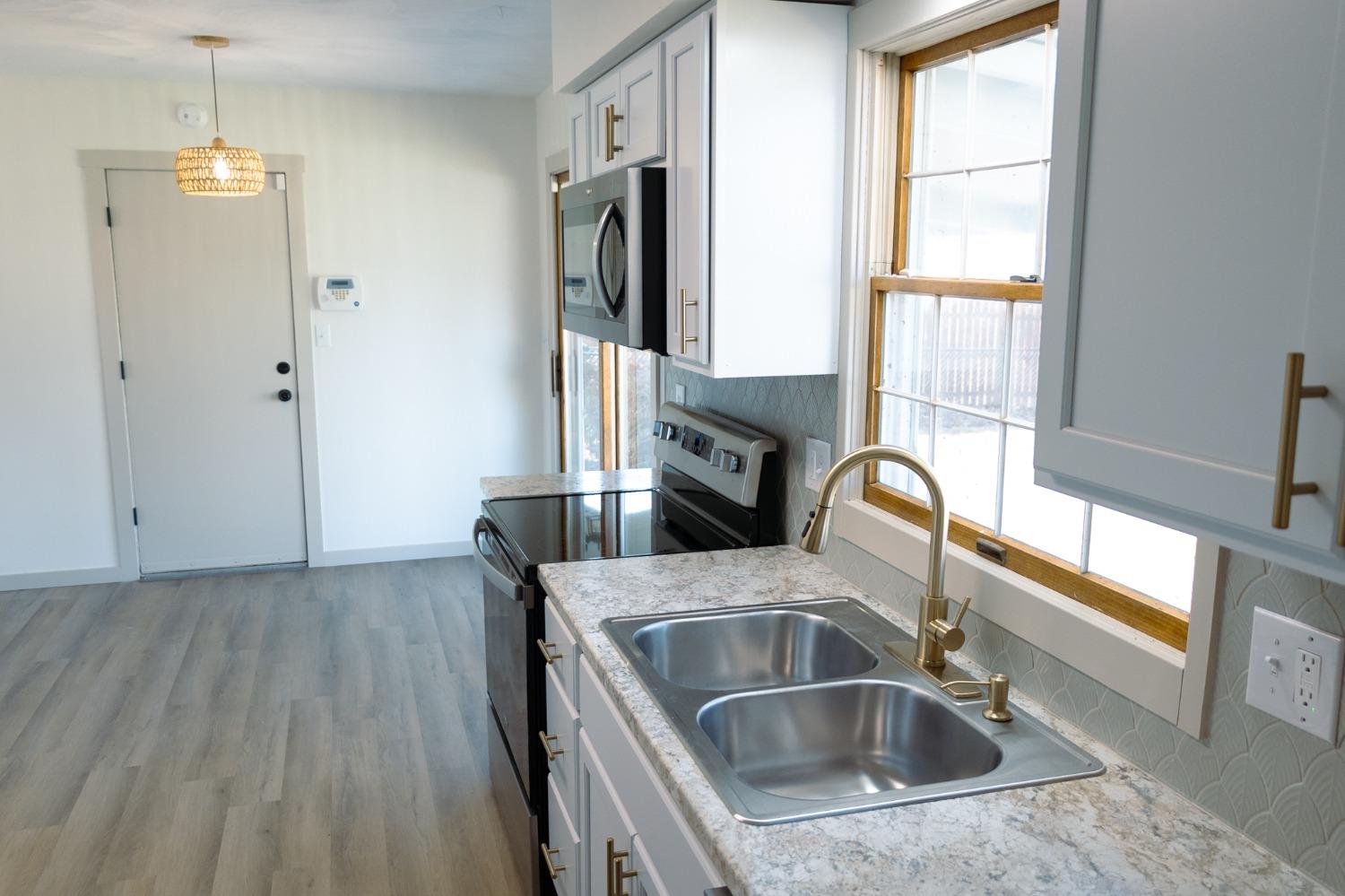 706 Highland Avenue Rising Sun, IN 47040 - Photo 6 of 31