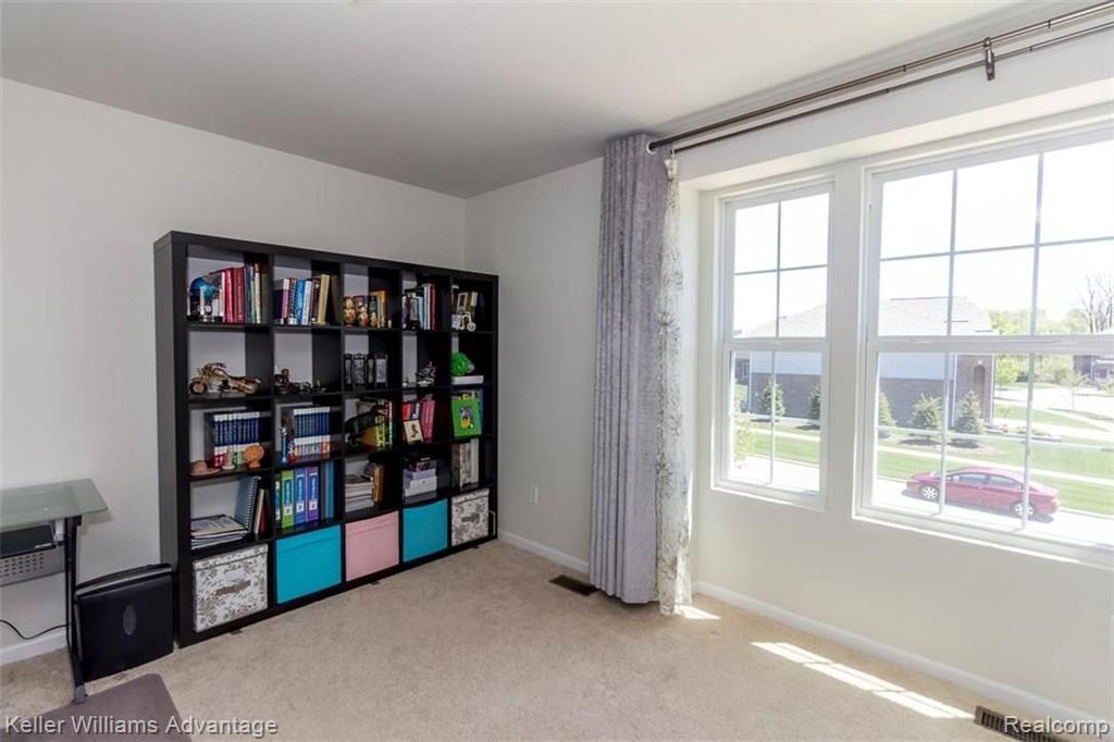 28319 Declaration Road Novi, MI 48377 - Photo 19 of 97