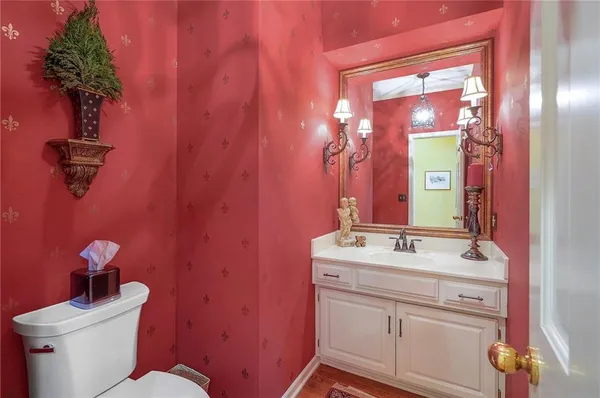 $690,000 | 4516 West 125th Street, Leawood, KS 66209