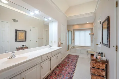 $649,000 | 4516 West 125th Street, Leawood, KS 66209