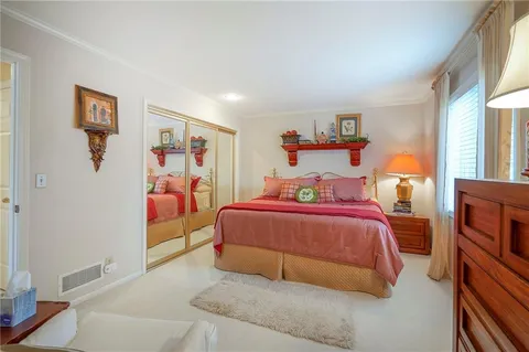 $649,000 | 4516 West 125th Street, Leawood, KS 66209
