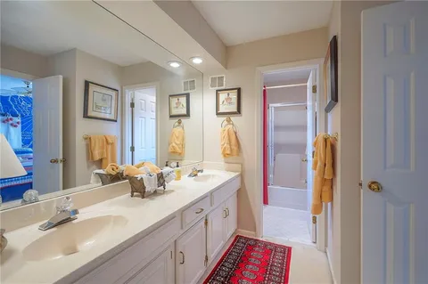 $649,000 | 4516 West 125th Street, Leawood, KS 66209