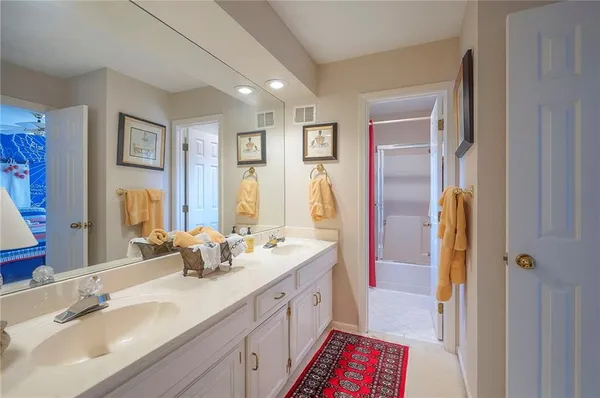 $690,000 | 4516 West 125th Street, Leawood, KS 66209