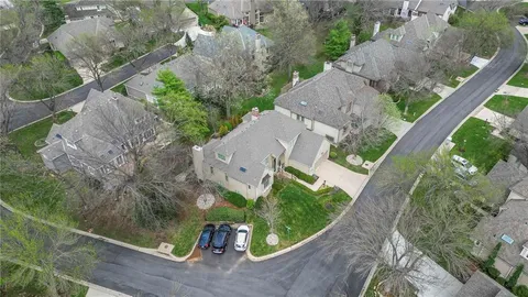 $649,000 | 4516 West 125th Street, Leawood, KS 66209