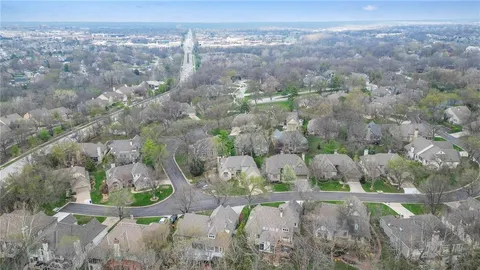 $649,000 | 4516 West 125th Street, Leawood, KS 66209