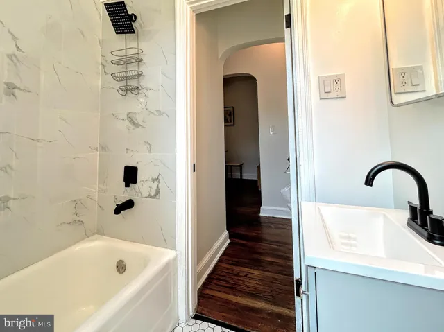 $2,300 | 446 Mellon Street Southeast, Unit 4, Washington, DC 20032