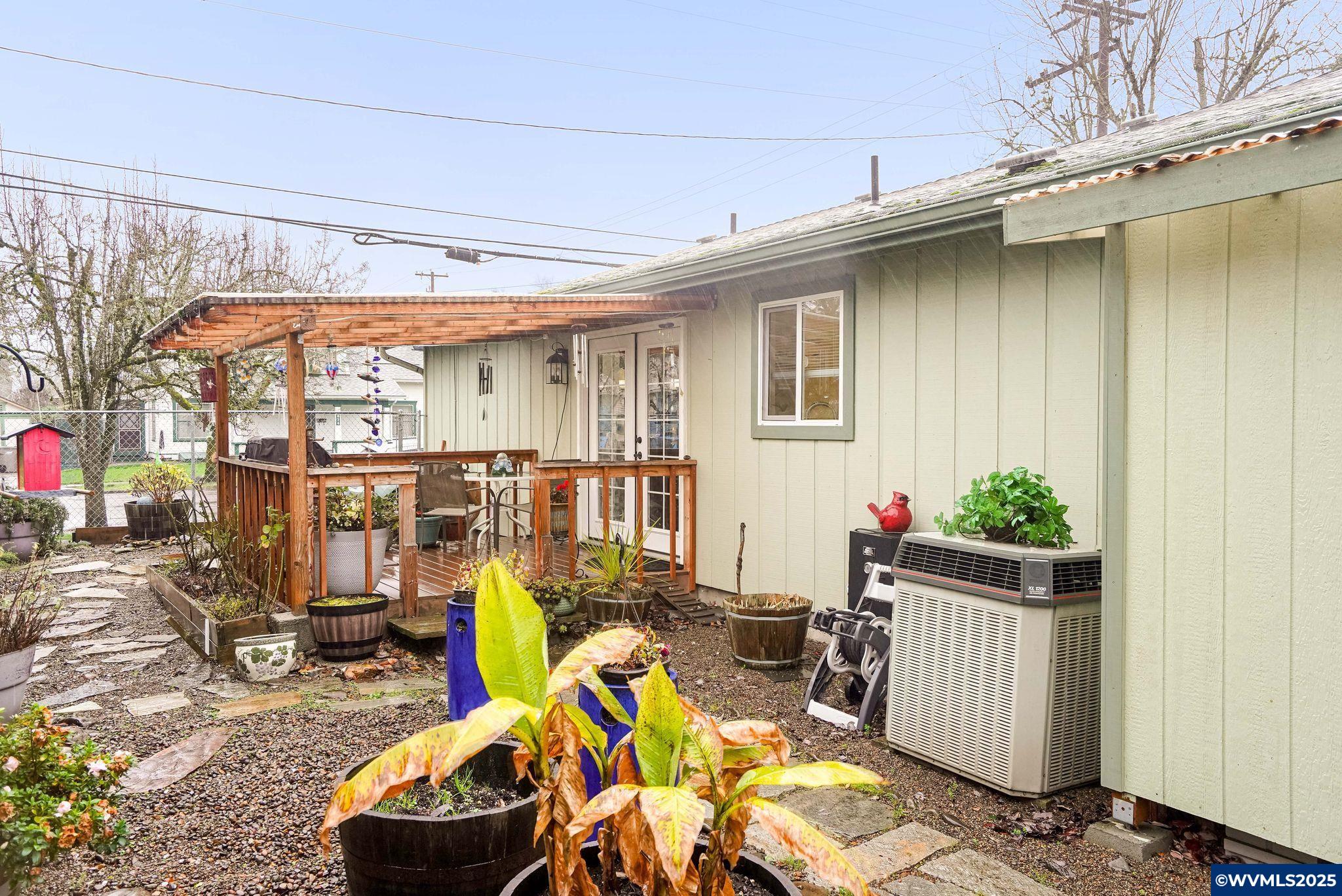 825 Southwest Walnut Street Albany, OR 97321 - Photo 34 of 37