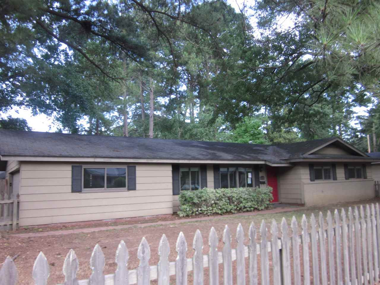 5170 Ridgewood Road Jackson, MS 39211 - Photo 1 of 31 Photo 1